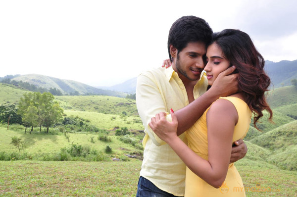 Yaaruda Mahesh Movie Latest Stills 