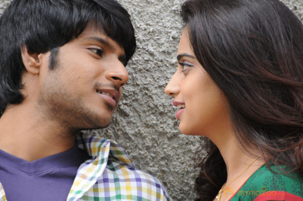 Yaaruda Mahesh Movie Latest Stills 