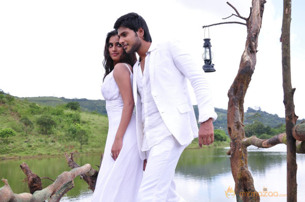 Yaaruda Mahesh Movie Latest Stills 