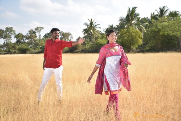 Yokkiyan Vaaran Somba Thooki Ulla Vai Movie Stills