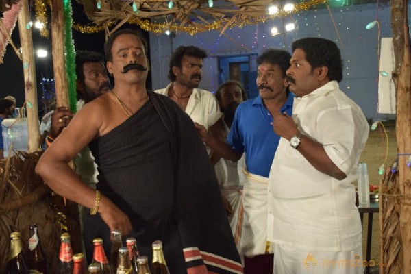 Yokkiyan Vaaran Somba Thooki Ulla Vai Movie Stills