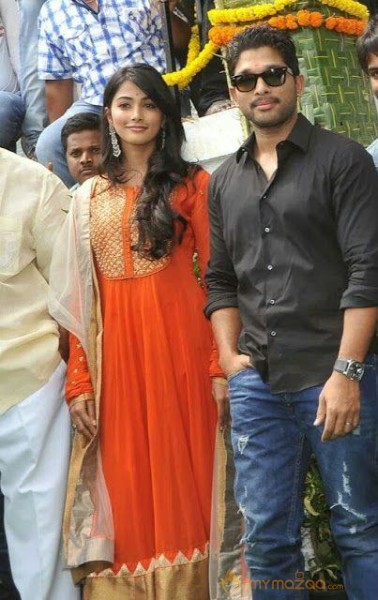 Allu Arjun's Duvvada Jagannadham New Look Photos