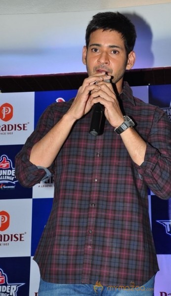 Mahesh Babu Felicitates Thums Up Thunder Challenge 