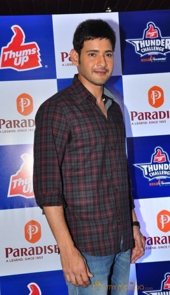 Mahesh Babu Felicitates Thums Up Thunder Challenge 