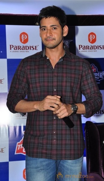 Mahesh Babu Felicitates Thums Up Thunder Challenge 