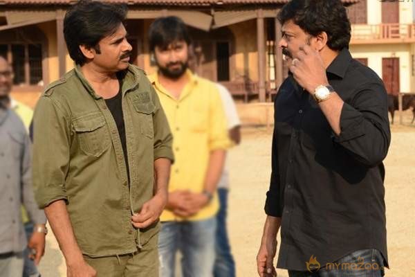 Rare Photos Of Chiranjeevi and Pawan Kalyan