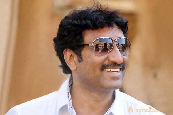  Srinu Vaitla 