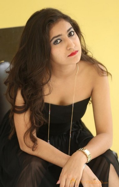 Actress Alisha New Photos