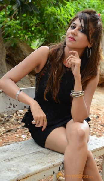 Actress Nikitha New Photos