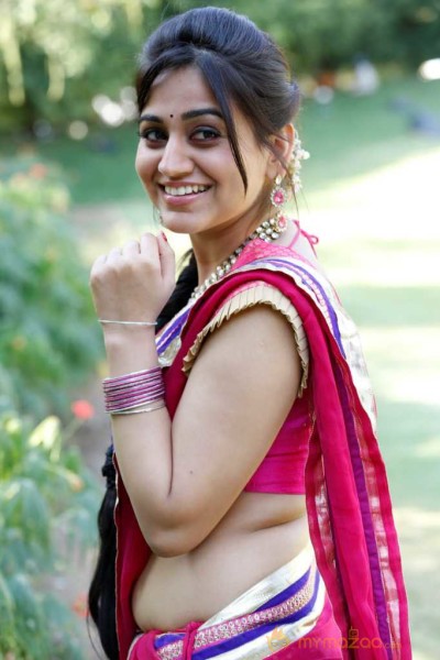  Aksha Pardasany 