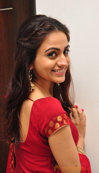 Aksha Pardasany Hot Gallery