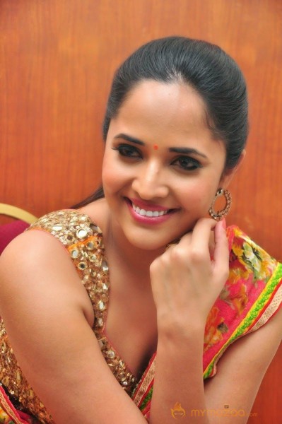 Anchor Anasuya Latest Glam Photos