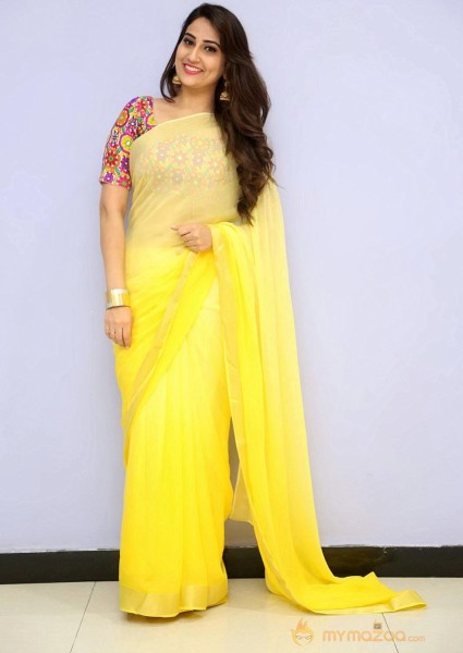 Anchor Manjusha Latest Photos in Saree