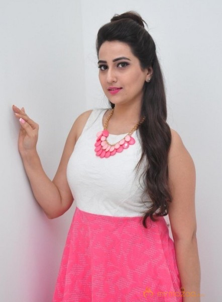 Anchor  Manjusha New Pics