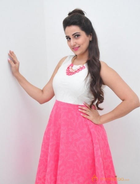 Anchor  Manjusha New Pics