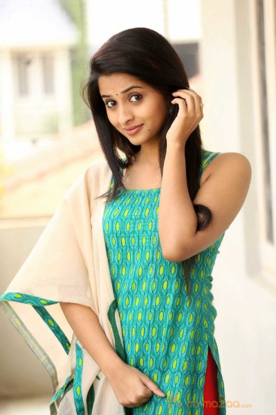  Arthana Vijayakumar 