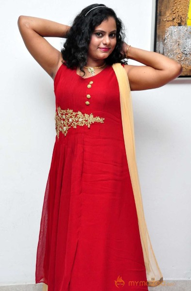  Asha Chowdary Photoshoot At Red Alert Movie Audio Launch 