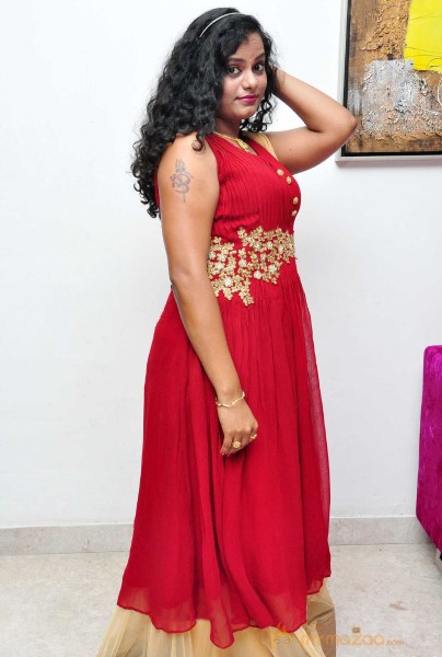  Asha Chowdary Photoshoot At Red Alert Movie Audio Launch 