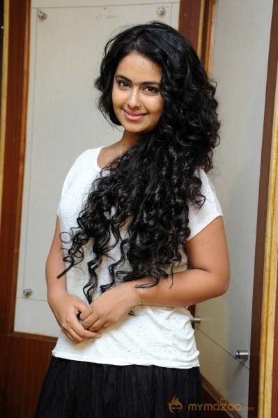  Avika Gor 