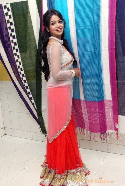  Bhavya Sri Photoshoot At Ikat Art Mela 