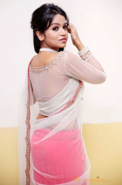  Bhavya Sri Photoshoot At Ikat Art Mela 