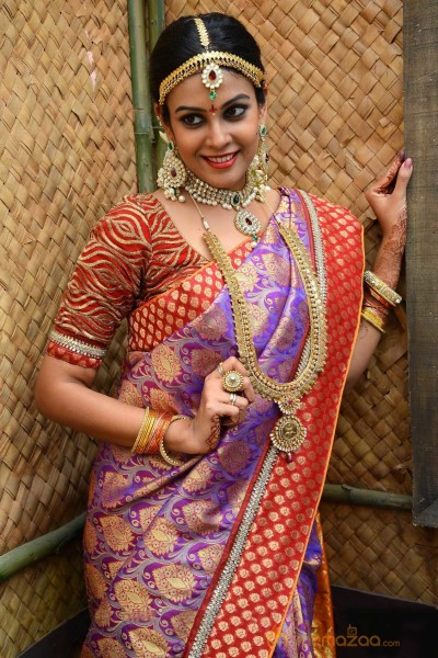  Chandini Tamilarasan Bridal Saree Photos 