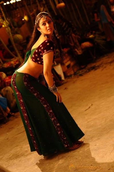  Charmy Kaur 