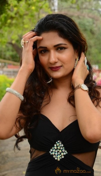 Esha Agarwal New Photoshoot Stills Gallery