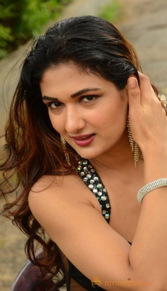 Esha Agarwal New Photoshoot Stills Gallery