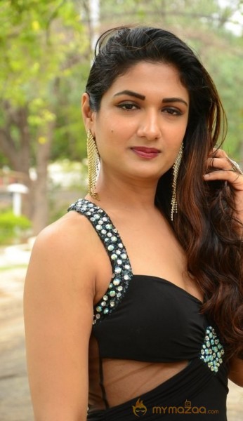 Esha Agarwal New Photoshoot Stills Gallery