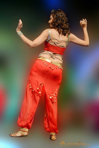  Hamsa Nandini 