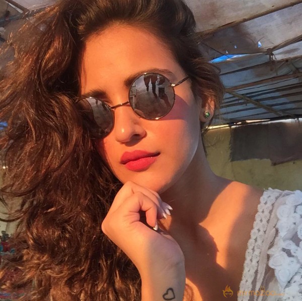 Hot Aisha Sharma