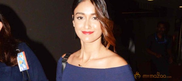 Ileana D'Cruz Latest Glam Pics