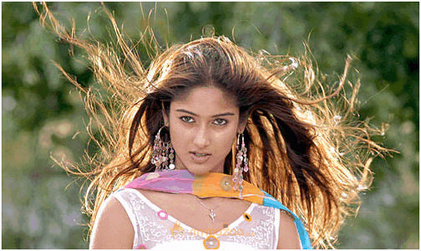 Ileana  Hot Photshoot