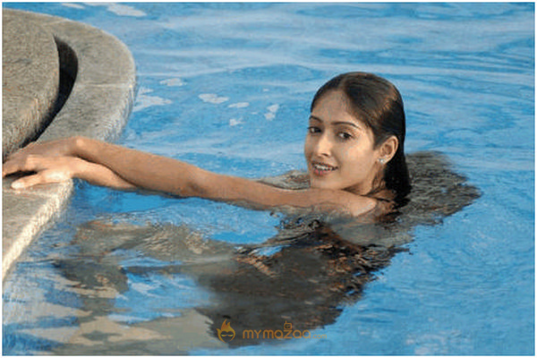 Ileana  Hot Photshoot