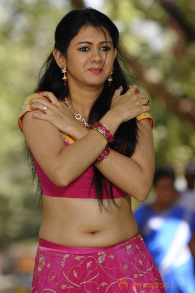  Kamna Jethmalani 