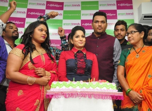 Madhavi Latha Inauguraties Green Trends 