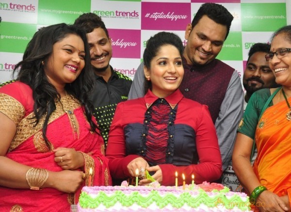 Madhavi Latha Inauguraties Green Trends 