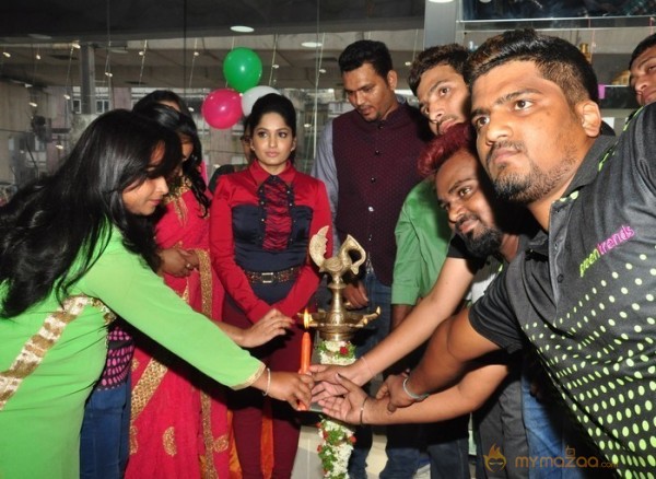 Madhavi Latha Inauguraties Green Trends 