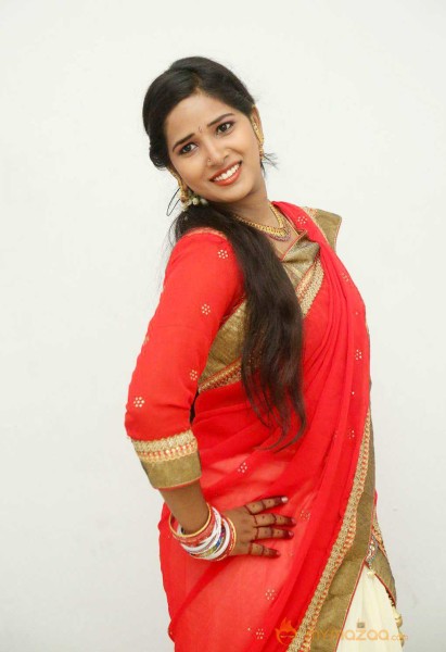  Maina Photoshoot At Okkaditho Modalaindi Audio Launch 