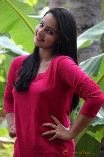  Malavika Menon 