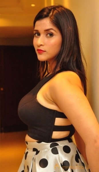 Mannara Chopra Latest Hot Tight Top Show Pics