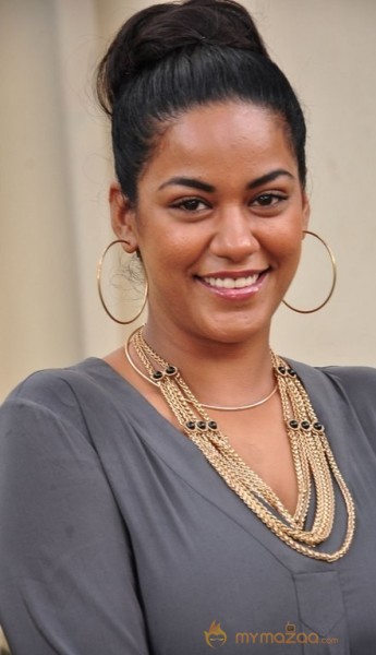 Mumaith Khan Latest Stills