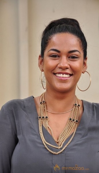 Mumaith Khan Latest Stills