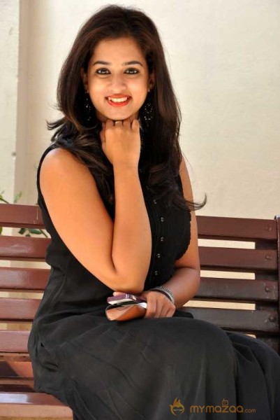  Nandita Beautiful In Black Dress 