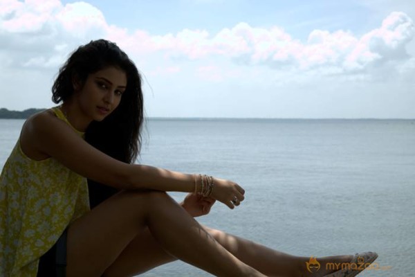 Navneet Kaur Dhillon Latest Photos