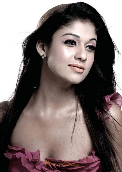 Hot and Cute Nayanthara Photo Gallery