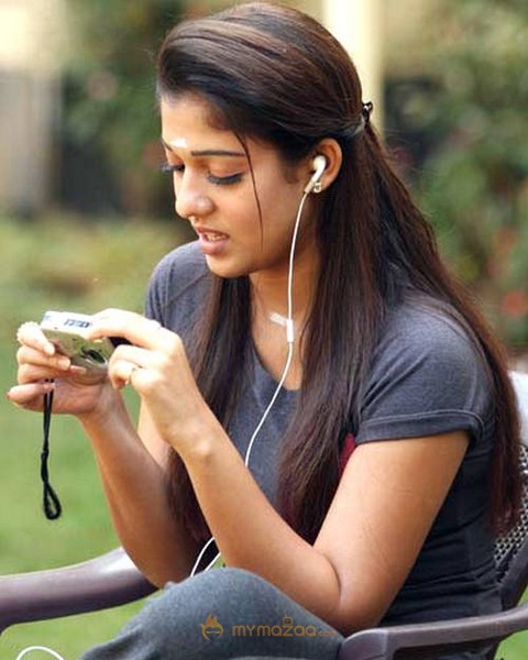 Hot and Cute Nayanthara Photo Gallery