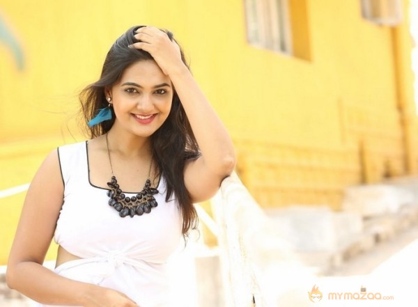 Neha Deshpande New Hd Photos