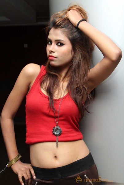  Niharika Jadhav 